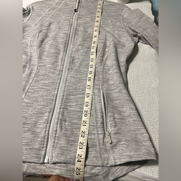 Lululemon Define Full Zip Jacket Size 6 - Picture 10 of 10